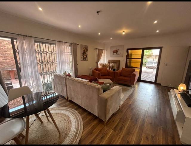 3 BEDROOM HOUSE TO LET IN VANDERBIJLPARK CW 3